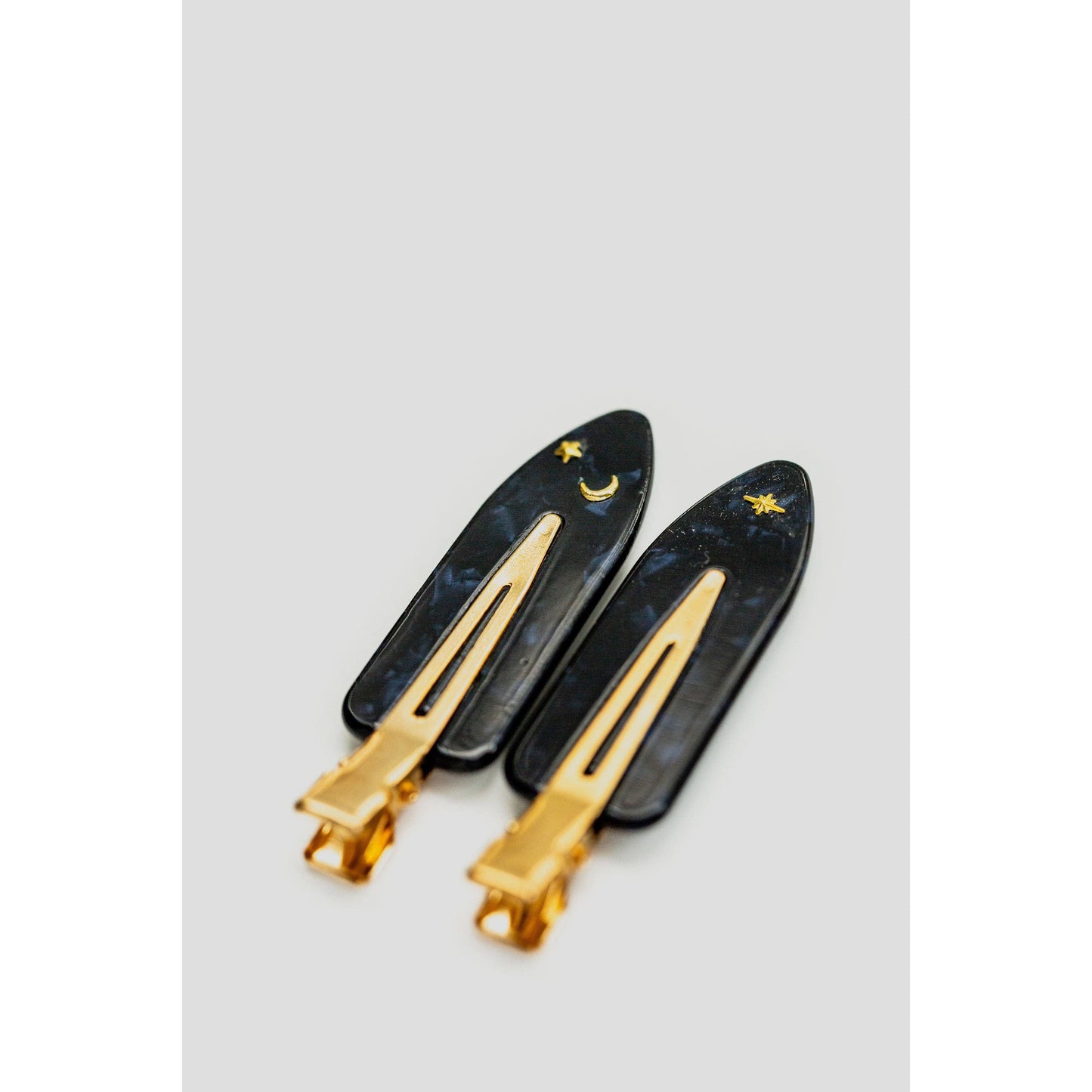 Stars Who Listen Setting Clips