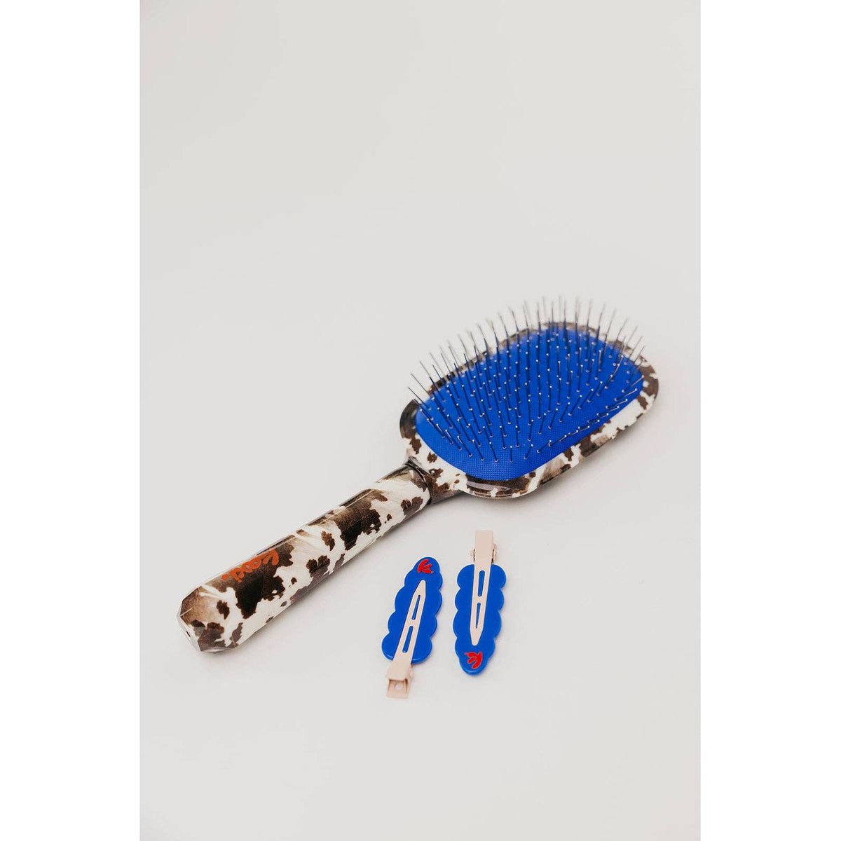 KAXI Cow Print Brush
