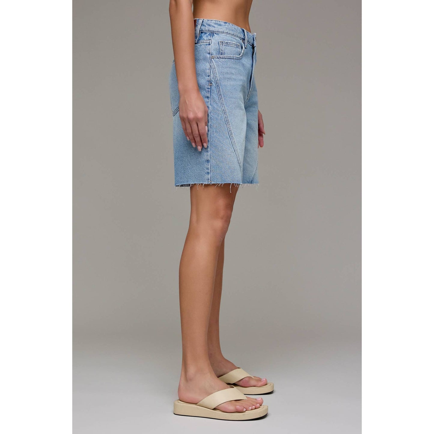Medium Wash Baggy Short