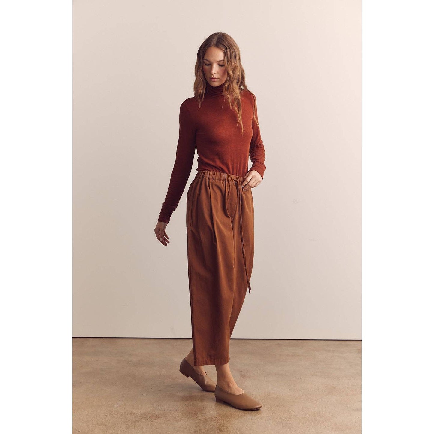 Pleated Drawstring Pants