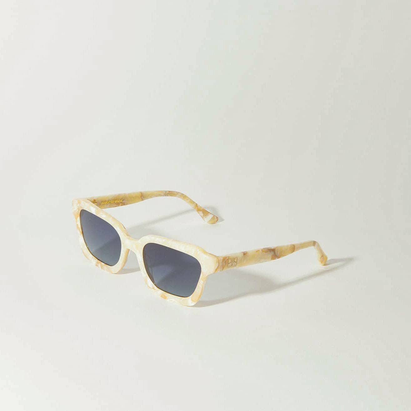 Linen Meringue White Sunglasses