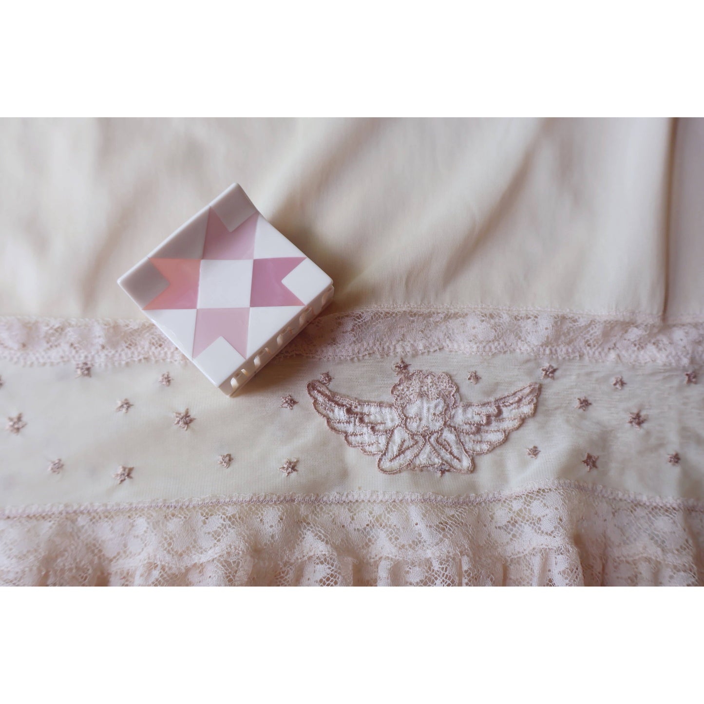 Dusty Rose Quilt Claw (XS)