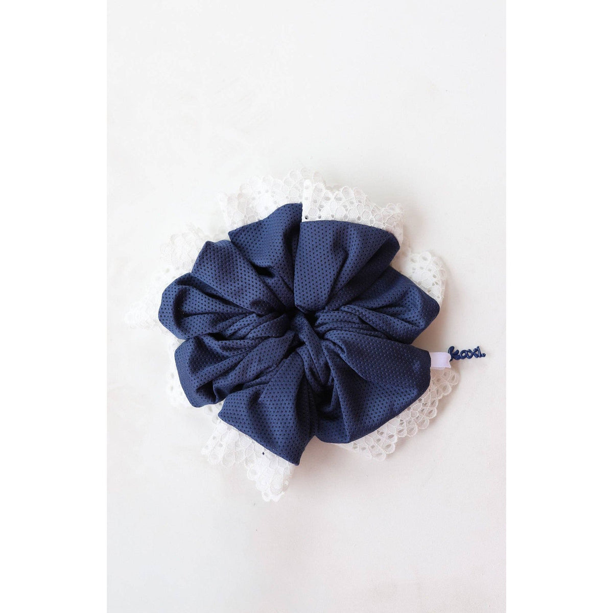 KAXI Oversized Scrunchie