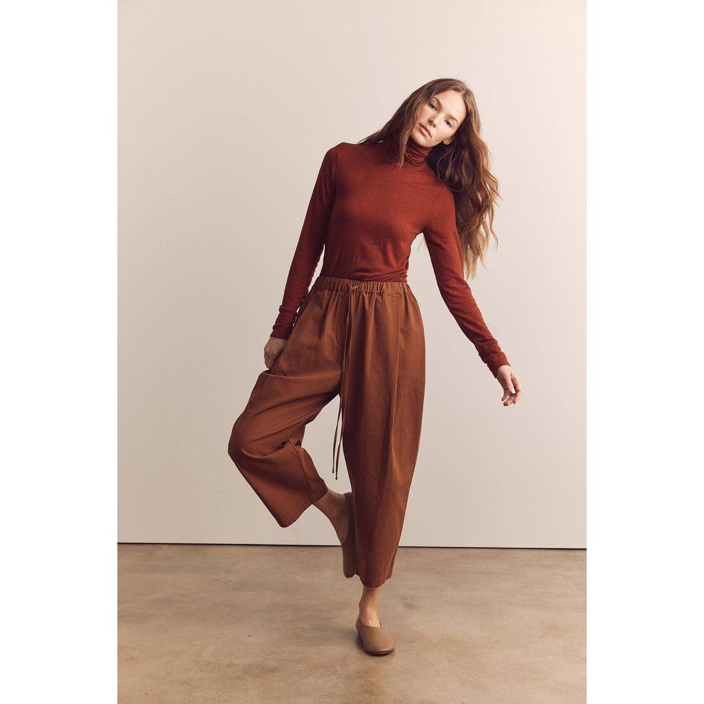 Pleated Drawstring Pants