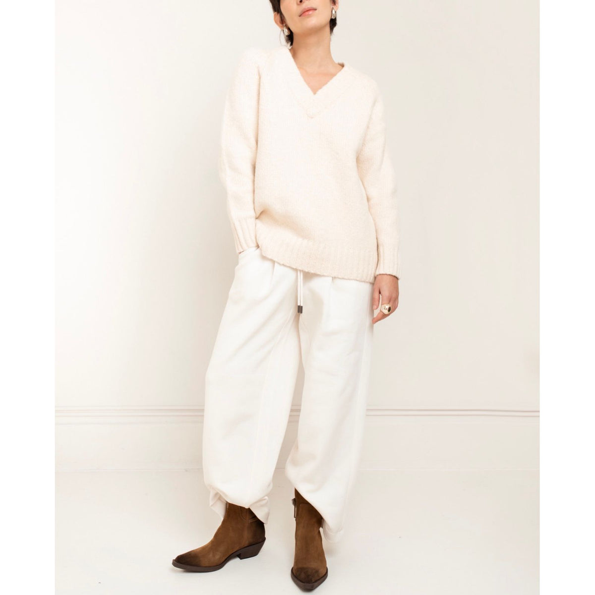 Taigen V Neck Sweater