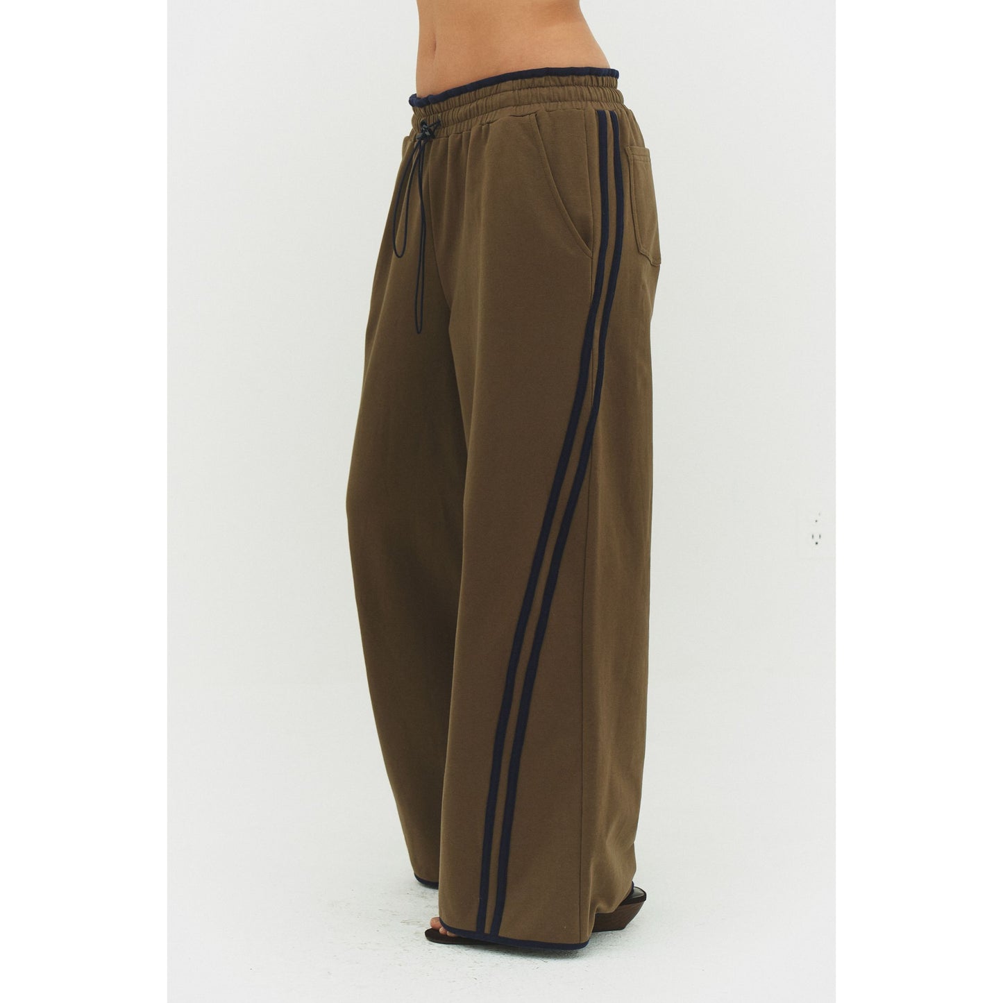 Long Line Diagonal Pant