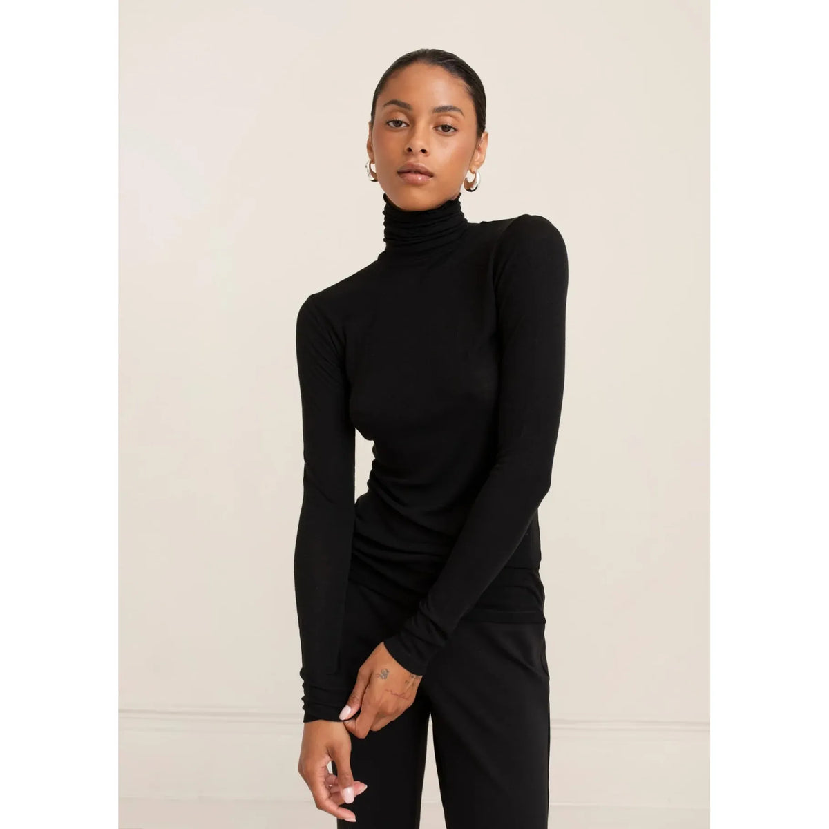 Eva Turtle Neck