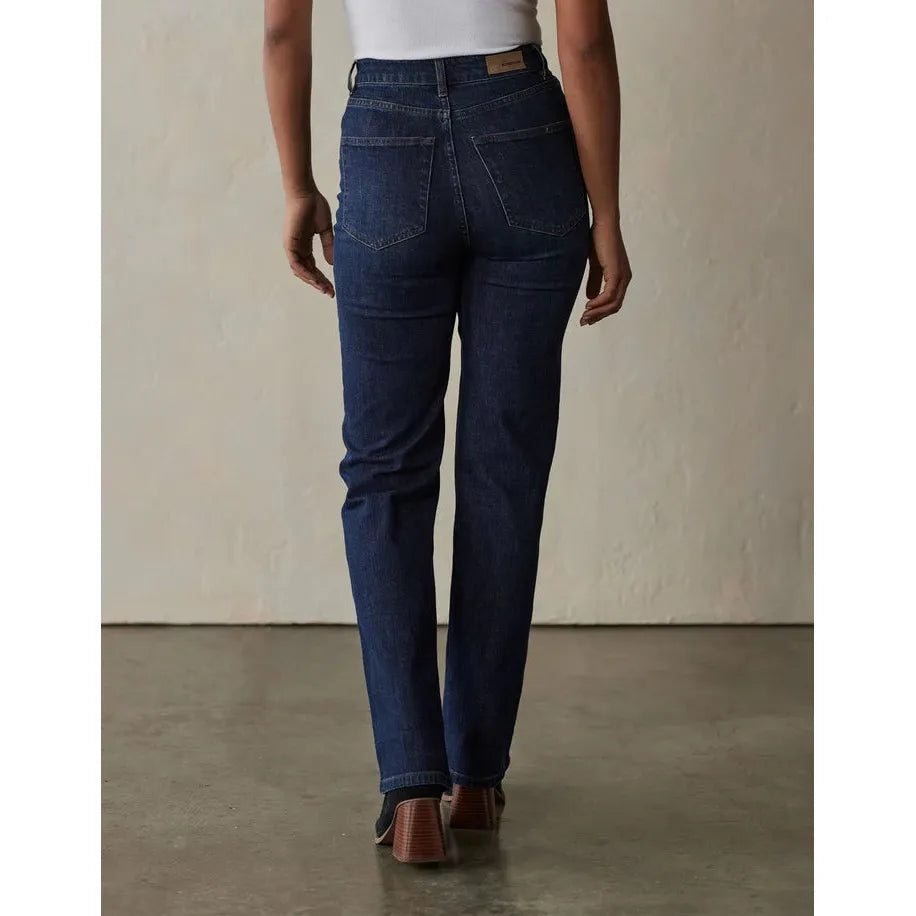 Hi-Rise Straight Jean