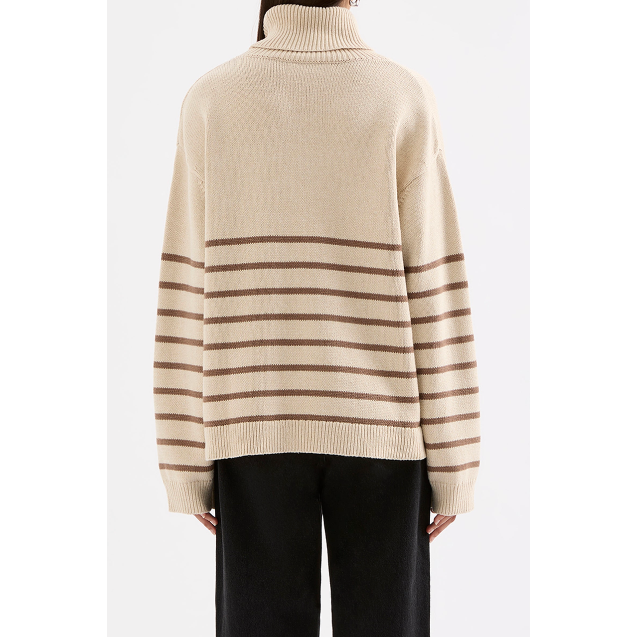 Venus Turtleneck Knit