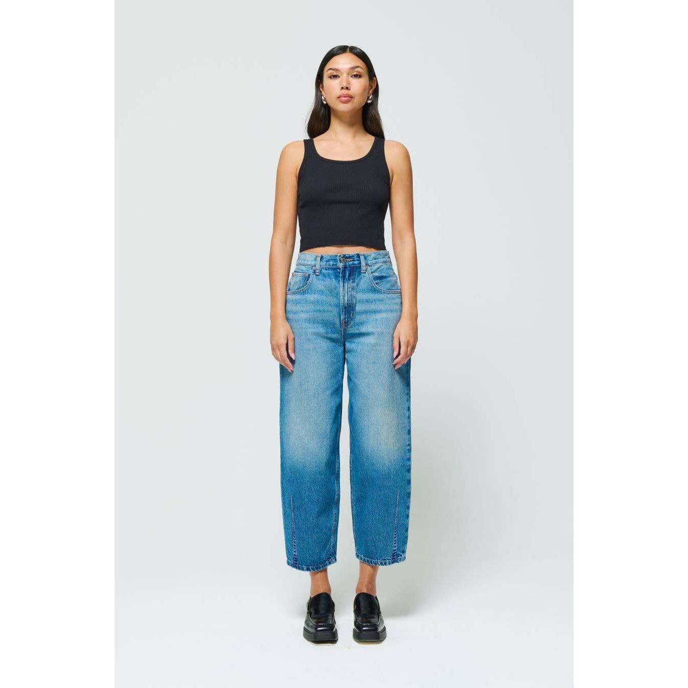 Iris Relaxed Barrel Jean