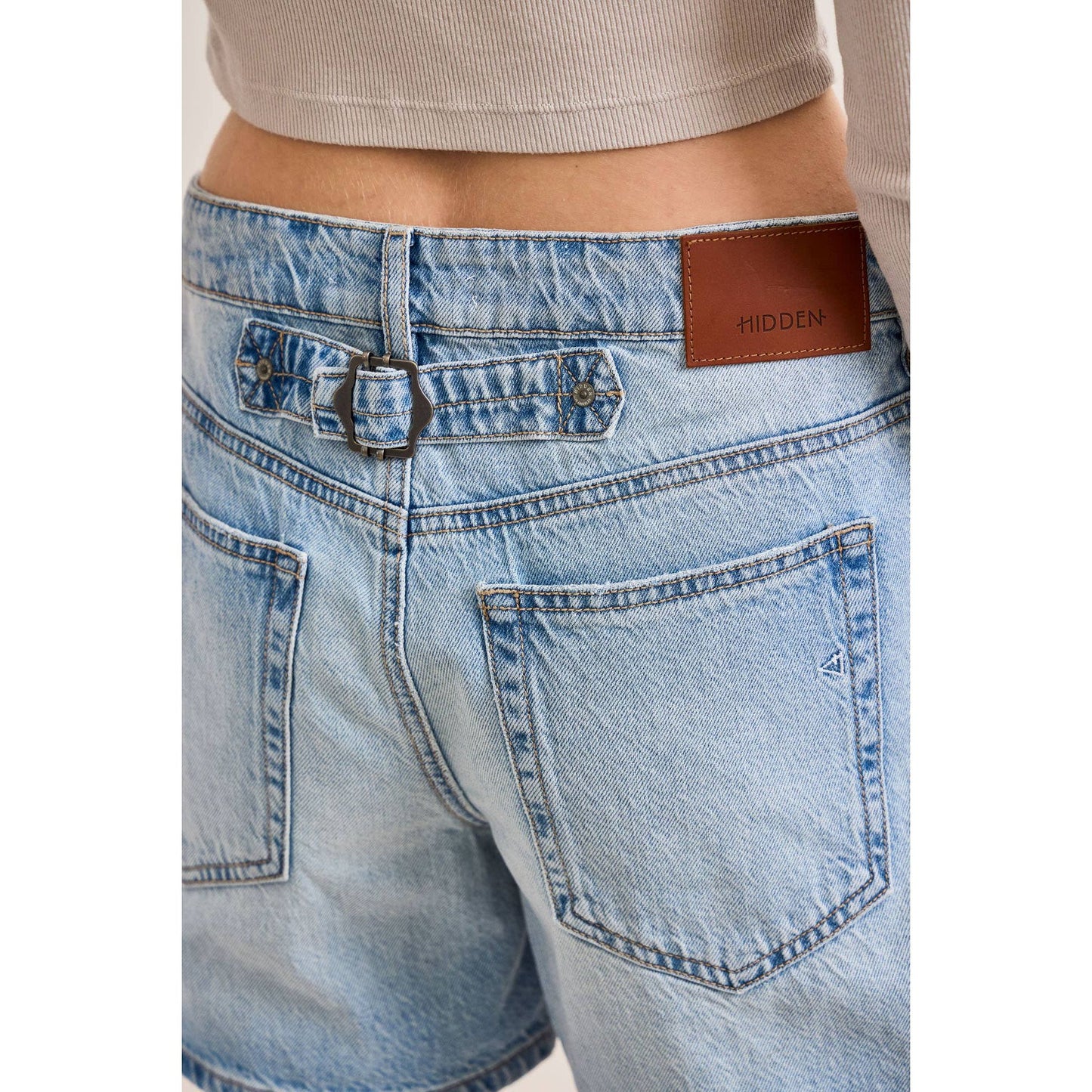 Mid-Rise Sammie Barrel Short